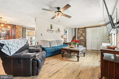 7913 Kings Bench Place, Pasadena, MD 21122 - Photo 5