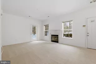 1640 Fallowfield Ct, Crofton, MD 21114 - Photo 9