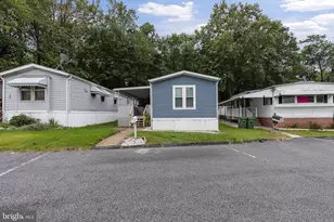 635 Sunset Strip, Brooklyn Park, MD 21225 - Photo 23