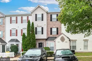 313 3 Sirens Ct, Odenton, MD 21113 - Photo 3