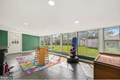 32 1st Avenue, Glen Burnie, MD 21060 - Photo 15