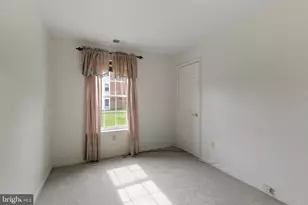 308 Blue Water Ct, Glen Burnie, MD 21060 - Photo 11