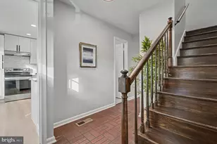 1729 Dana St, Crofton, MD 21114 - Photo 3