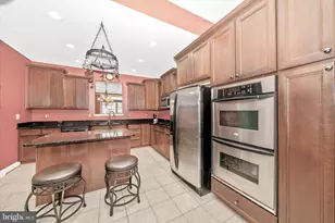 204 Burgundy Ln, Annapolis, MD 21401 - Photo 15