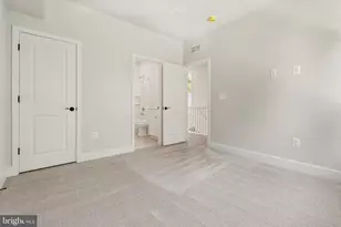 2075 Old Admiral Ct, Annapolis, MD 21401 - Photo 27