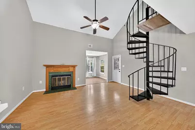 608 Rolling Hill Walk #304, Odenton, MD 21113 - Photo 5