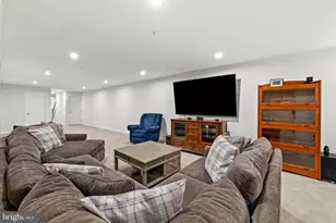 7728 Pestle Ln, Glen Burnie, MD 21060 - Photo 39