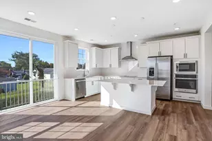 5735 Howard Dr, Glen Burnie, MD 21061 - Photo 17