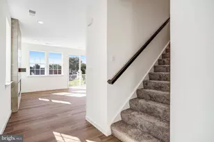 5735 Howard Dr, Glen Burnie, MD 21061 - Photo 7