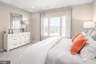 5909 Yates Ct, Brooklyn Park, MD 21225 - Photo 7