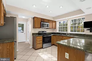 7859 Crossbay Dr, Severn, MD 21144 - Photo 3