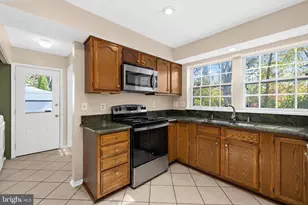 7859 Crossbay Dr, Severn, MD 21144 - Photo 19