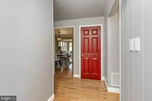 1220 Hillcreek Rd, Pasadena, MD 21122 - Photo 7