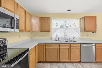 112 Farmbrook Lane, Hanover, MD 21076 - Photo 19