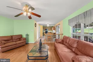 112 Farmbrook Ln, Hanover, MD 21076 - Photo 13