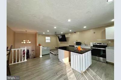 329 10th, Brooklyn, MD 21225 - Photo 13