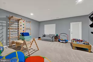 7650 Lyndon Ct, Glen Burnie, MD 21060 - Photo 5