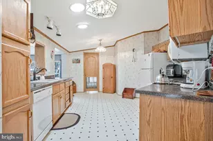 8020 Fair Breeze Dr, Severn, MD 21144 - Photo 9