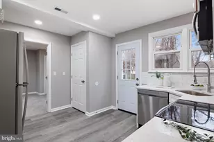 8119 Elizabeth Rd, Pasadena, MD 21122 - Photo 15