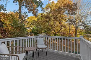 7963 Oak Rd, Pasadena, MD 21122 - Photo 9