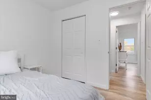 7963 Oak Rd, Pasadena, MD 21122 - Photo 17