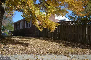 301 Whitman Ct, Glen Burnie, MD 21061 - Photo 3