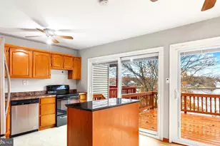 889 New London Harbour, Pasadena, MD 21122 - Photo 3