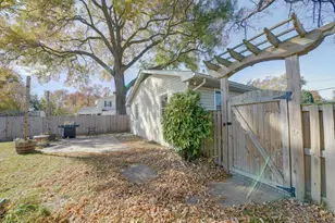 7819 Appletree Rd, Pasadena, MD 21122 - Photo 41