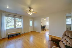 7819 Appletree Rd, Pasadena, MD 21122 - Photo 5