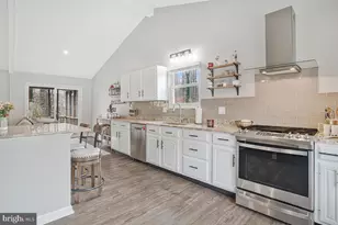 437 Kingwood Rd, Linthicum Heights, MD 21090 - Photo 9