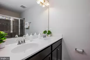 646 Shore Forest Dr, Glen Burnie, MD 21060 - Photo 23