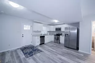 593 Riverside Dr, Pasadena, MD 21122 - Photo 7