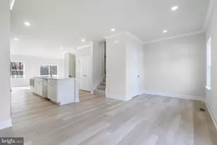 6822 Winterhill Ln, Glen Burnie, MD 21060 - Photo 29