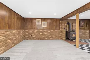 1035 6th St, Glen Burnie, MD 21060 - Photo 39