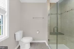 1609 Annapolis Dr, Glen Burnie, MD 21060 - Photo 25