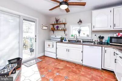 823 Selby Boulevard, Edgewater, MD 21037 - Photo 17