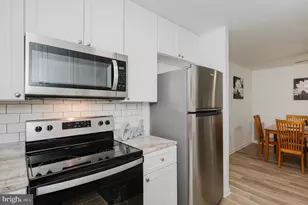 208 Spring Maiden Ct, Glen Burnie, MD 21060 - Photo 3
