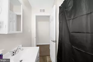 2 Woods Ave, Glen Burnie, MD 21061 - Photo 17