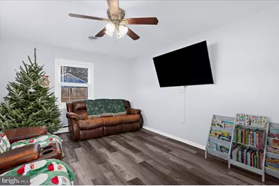 8407 Bodkin Avenue, Pasadena, MD 21122 - Photo 5