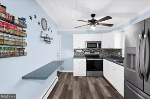 8407 Bodkin Ave, Pasadena, MD 21122 - Photo 13