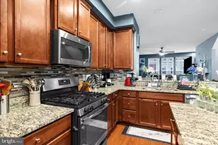 543 Willow Bend Dr, Glen Burnie, MD 21060 - Photo 23