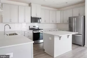 8226 Longford Rd, Millersville, MD 21108 - Photo 9