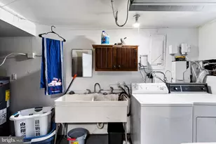 7580 Beach Dr, Pasadena, MD 21122 - Photo 25