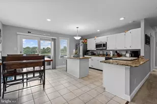 7580 Beach Dr, Pasadena, MD 21122 - Photo 9