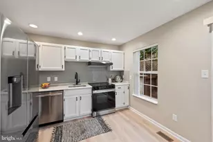 939 Kinhart Ct, Severna Park, MD 21146 - Photo 11