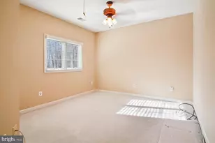 328 Colony Point Pl, Edgewater, MD 21037 - Photo 51