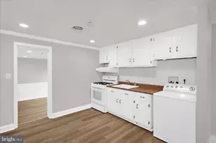 257 Carroll Rd, Glen Burnie, MD 21060 - Photo 13