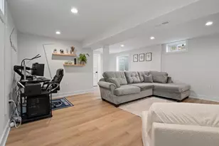 428 Royal Beach Rd, Pasadena, MD 21122 - Photo 31