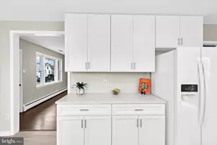 8421 Spring Rd, Pasadena, MD 21122 - Photo 9