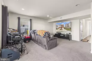 8341 Daydream Cres, Pasadena, MD 21122 - Photo 5